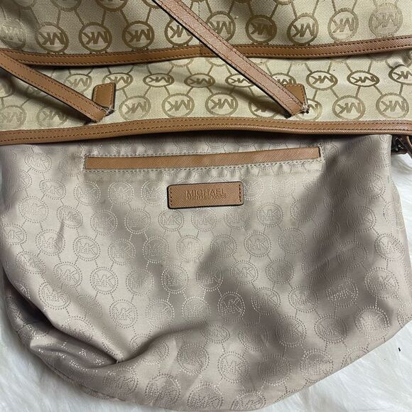 Michael Kors Kempton Signature Medium Pocket Tote (Camel/Tan)gold tone accent. - Picture 14 of 14